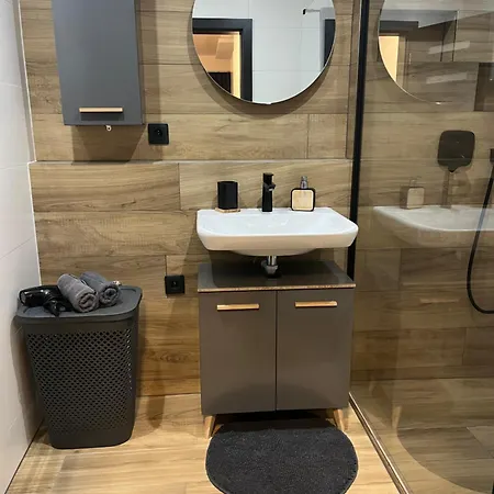 Mk Free Parking * ポプラト