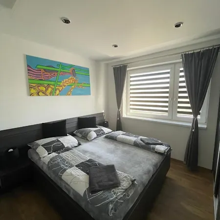 Mk Free Parking アパート *