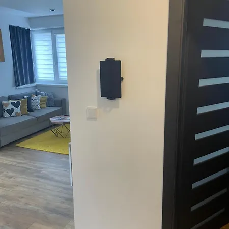 Mk Free Parking * Πόπραντ